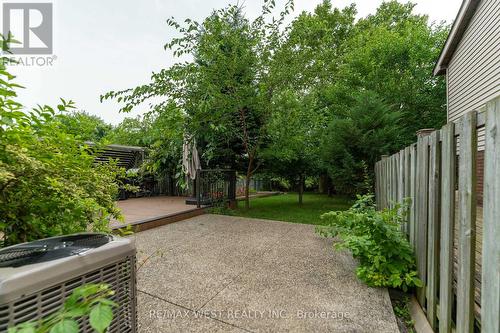 3098 Driftwood Drive, Burlington, ON - Outdoor