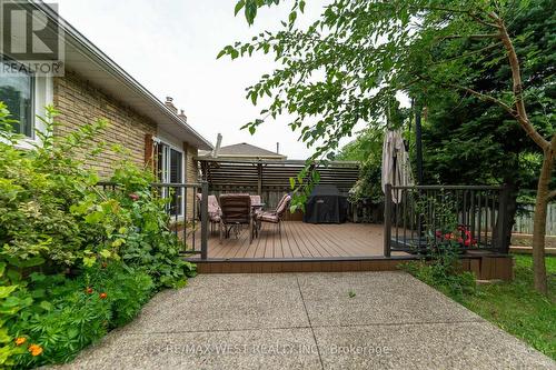 3098 Driftwood Drive, Burlington, ON - Outdoor