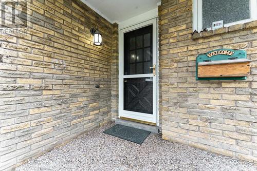 3098 Driftwood Drive, Burlington, ON - Outdoor