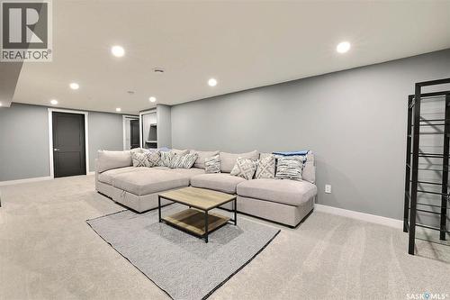 34 Elmwood Place, Regina, SK - Indoor