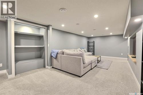 34 Elmwood Place, Regina, SK - Indoor