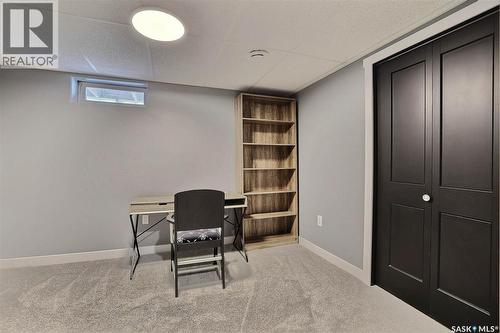 34 Elmwood Place, Regina, SK - Indoor
