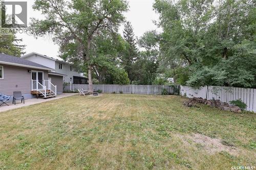 34 Elmwood Place, Regina, SK - Outdoor