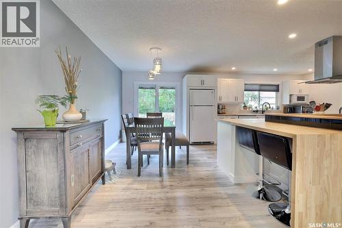 34 Elmwood Place, Regina, SK - Indoor Photo Showing Other Room