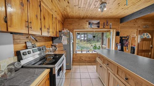 6365 Murray Road, Jaffray, BC 