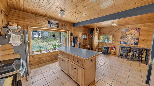 6365 Murray Road, Jaffray, BC 