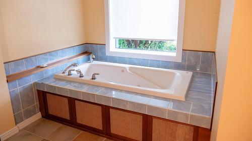 9767 & 9765 Pighin Road, Cranbrook, BC 