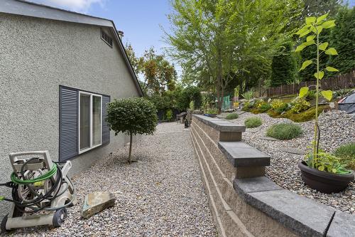 711 Ibbitson Street, Creston, BC - Outdoor