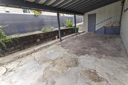 711 Ibbitson Street, Creston, BC -  Photo Showing Garage
