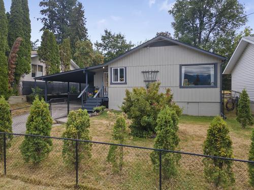 711 Ibbitson Street, Creston, BC - Outdoor