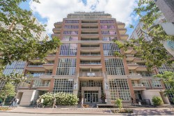 305-75 East Liberty Street  Toronto, ON M6K 3R3