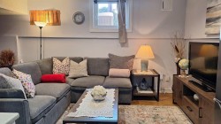 6 Blairville Street  Toronto, ON M3H 5Y5