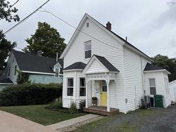 228 Cottage Street  New Glasgow, NS B2H 4E7