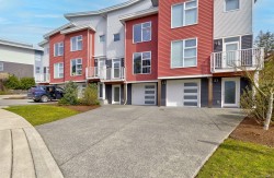 #110-1800 Summerhill Pl Nanaimo, BC V9S 0C7