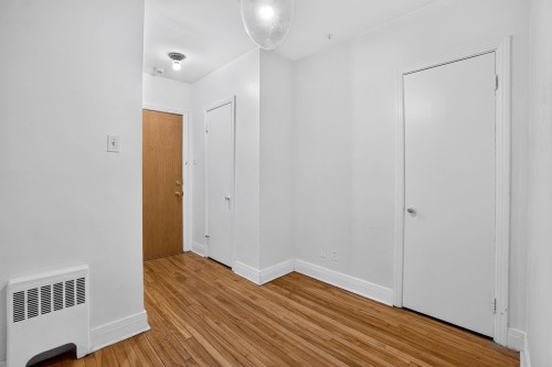Mud Room - 6-4455 Av. Dupuis, Montréal (Côte-Des-Neiges/Notre-Dame-De-Grâce), QC - Indoor Photo Showing Other Room