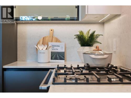 4 1491 Devonshire Crescent, Vancouver, BC - Indoor