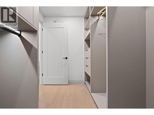 4 1491 Devonshire Crescent, Vancouver, BC - Indoor