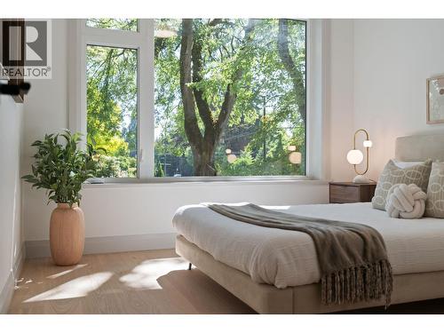 4 1491 Devonshire Crescent, Vancouver, BC - Indoor Photo Showing Bedroom