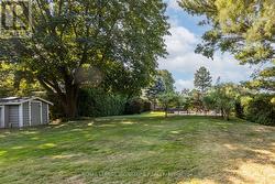 383 MAPLEHURST AVENUE  Oakville, ON L6L 4Y3