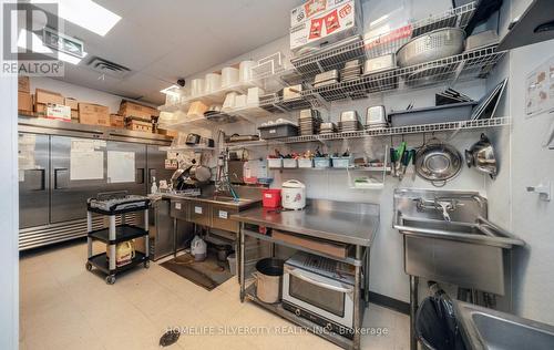 4490 Fairview Street, Burlington, ON 