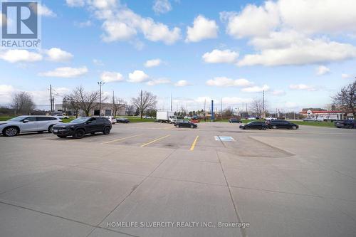 4490 Fairview Street, Burlington, ON 