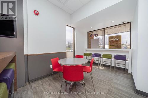 4490 Fairview Street, Burlington, ON 