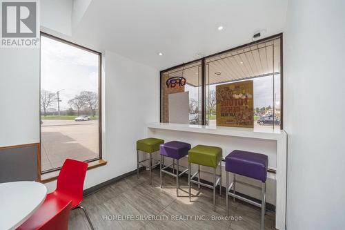 4490 Fairview Street, Burlington, ON 