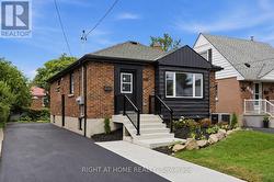 156 E 36TH STREET  Hamilton, ON L8V 3Z4