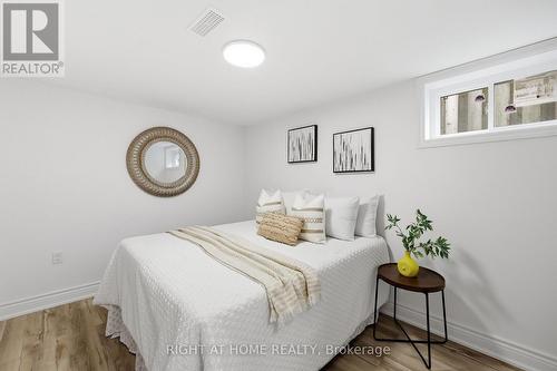 156 E 36Th Street, Hamilton, ON - Indoor Photo Showing Bedroom