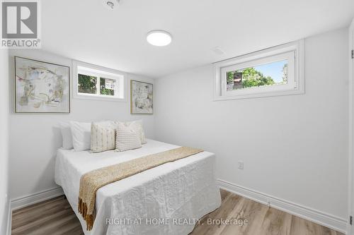 156 E 36Th Street, Hamilton, ON - Indoor Photo Showing Bedroom
