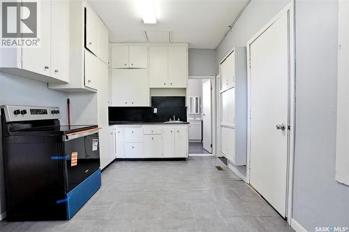 103A Norman Avenue, Aberdeen, SK - Indoor Photo Showing Kitchen
