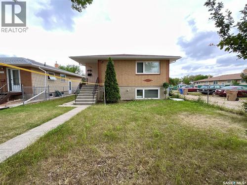 1208 Bond Street, Regina, SK - Outdoor