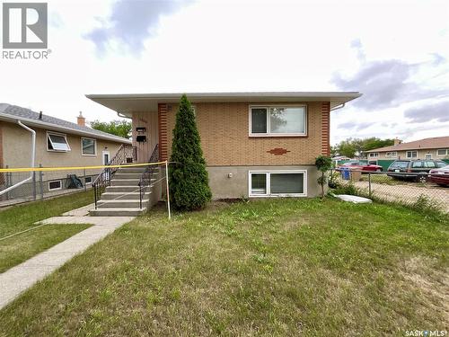 1208 Bond Street, Regina, SK - Outdoor