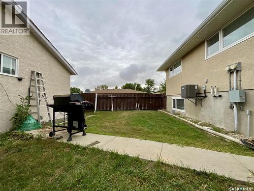 1208 Bond Street, Regina, SK - Outdoor