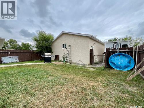 1208 Bond Street, Regina, SK - Outdoor With Above Ground Pool