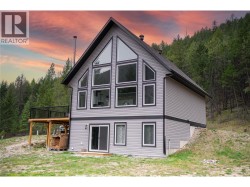 4165 93 Highway Grasmere, BC V0B 1R0