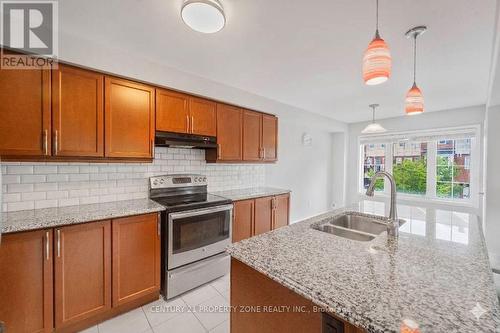 27 Midhope Way, Brampton, ON - Indoor Photo Showing Kitchen With Double Sink