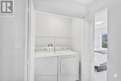 27 Midhope Way, Brampton, ON - Indoor Photo Showing Laundry Room