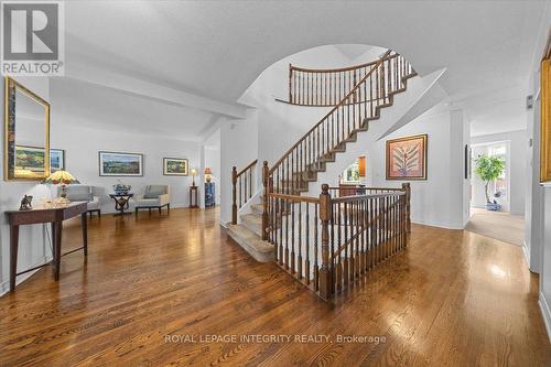 40 Bon Echo Crescent, Ottawa, ON - Indoor Photo Showing Other Room