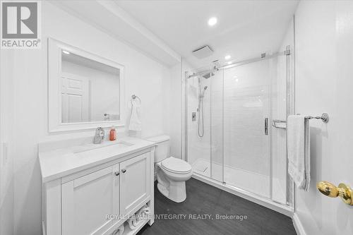 40 Bon Echo Crescent, Ottawa, ON - Indoor Photo Showing Bathroom