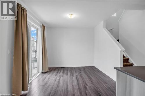 961 Battery Park, London, ON - Indoor Photo Showing Other Room