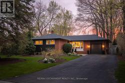 1491 TRENTON ROAD Oakville, ON L6L 1K9