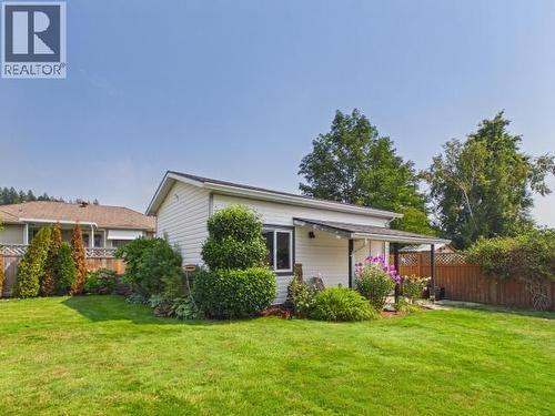 3400 Ontario Ave, Powell River, BC - Outdoor