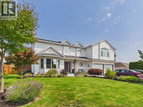 3400 Ontario Ave, Powell River, BC - Outdoor With Facade