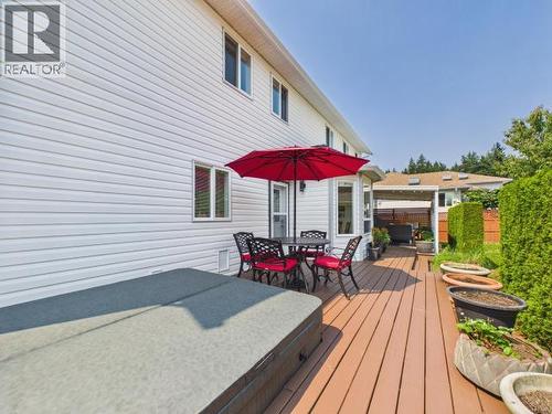 3400 Ontario Ave, Powell River, BC - Outdoor With Deck Patio Veranda With Exterior