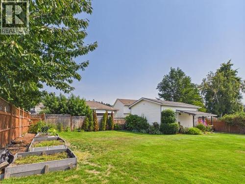 3400 Ontario Ave, Powell River, BC - Outdoor