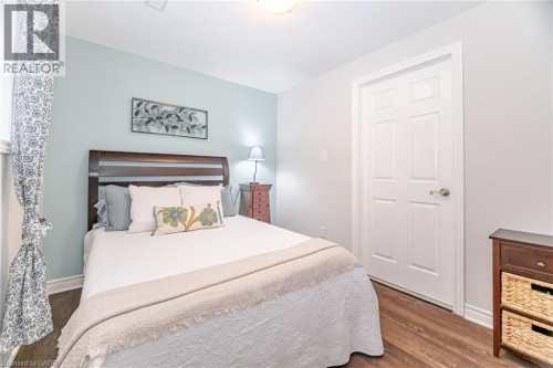 387 Gravel Ridge Trail, Kitchener, ON - Indoor Photo Showing Bedroom