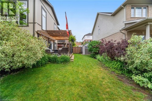 387 Gravel Ridge Trail, Kitchener, ON - Outdoor