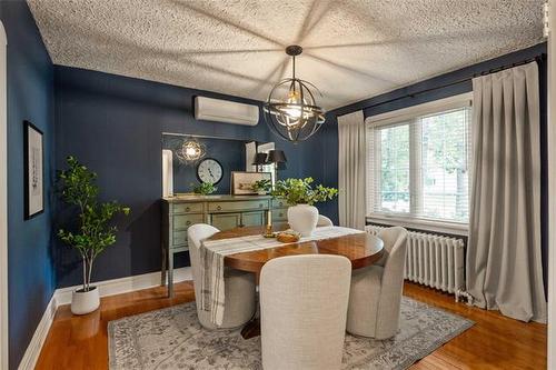 398 Kingston Cr, Winnipeg, MB - Indoor Photo Showing Dining Room