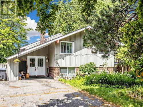 14 ROSSWOOD CRESCENT  Toronto, ON M1P 3N2